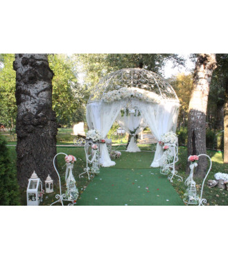 Ceremonie de nuntă în aer liber la Sala de Festivități ”Poseidon”